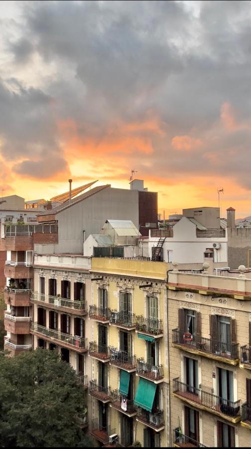 Charming Appartement In The Heart Of Barcelona Exterior foto
